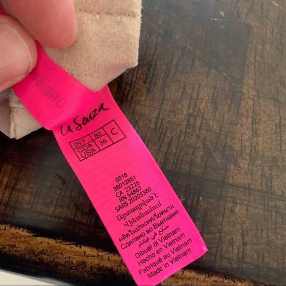 Beyond Sexy La Senza Bra - Picture 3 of 4